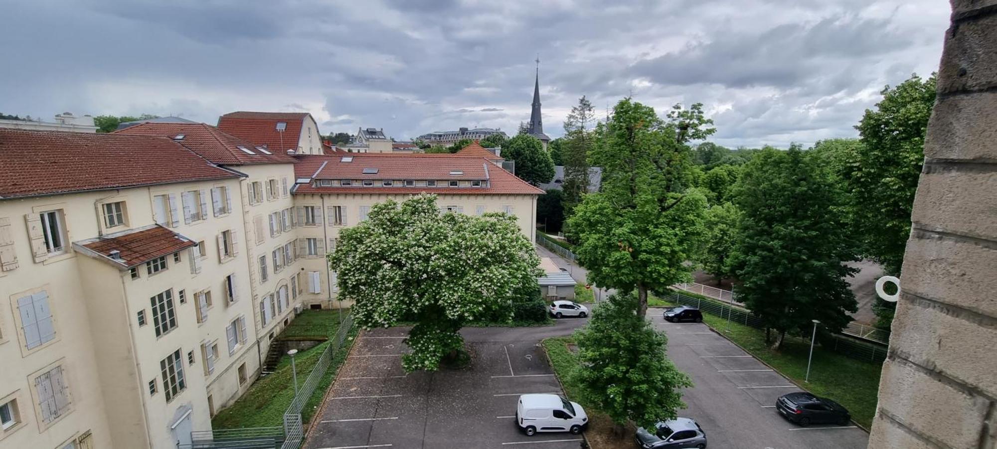 Vittel Studio neuf pour cure ou longue durée Esterno foto