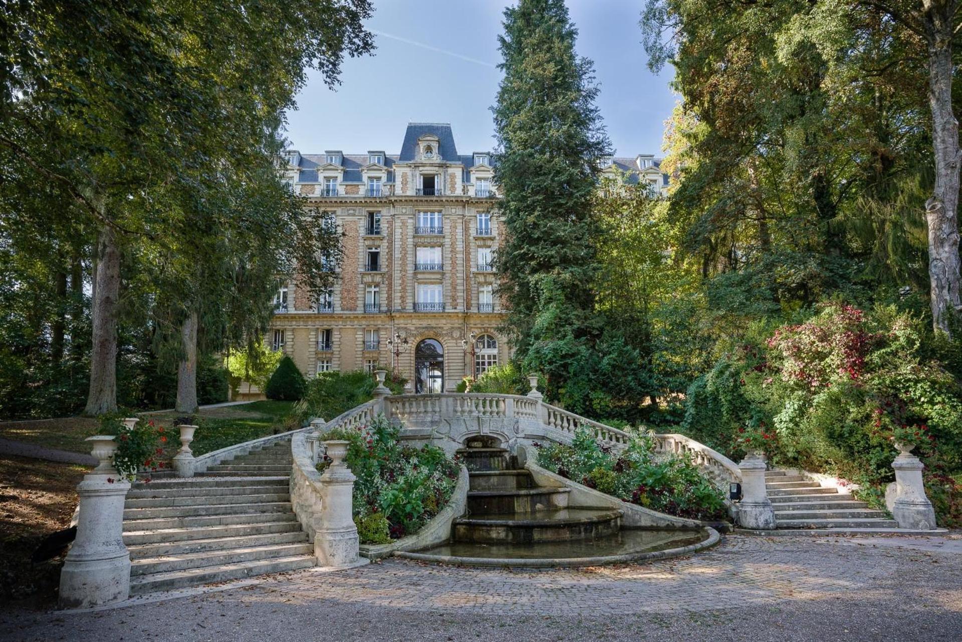 Vittel Studio neuf pour cure ou longue durée Esterno foto